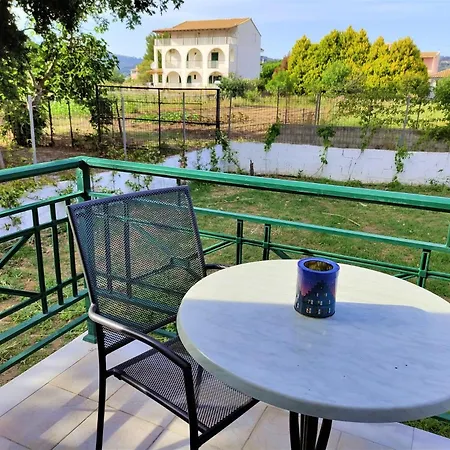 Oikia Dinachris Сasa de vacaciones