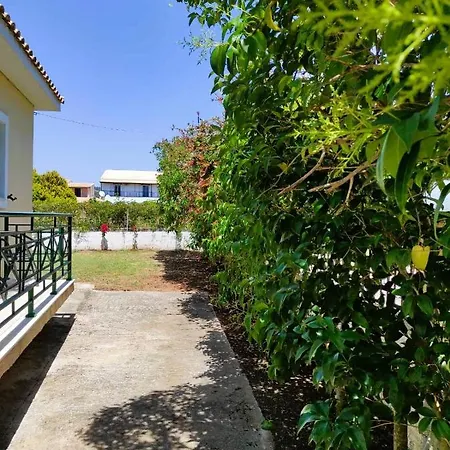 Oikia Dinachris * Agios Georgios (Corfu)