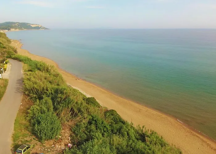 Semesterbostad Oikia Dinachris Agios Georgios (Corfu)