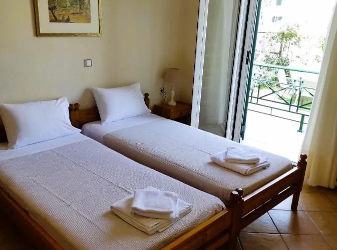 Oikia Dinachris * Agios Georgios (Corfu)